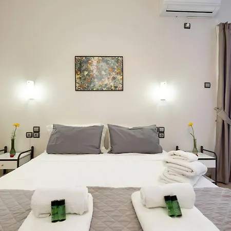 Silver Double With Balcony Inn Athens