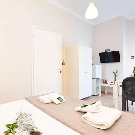 Silver Double With Balcony Мини-отель Афины